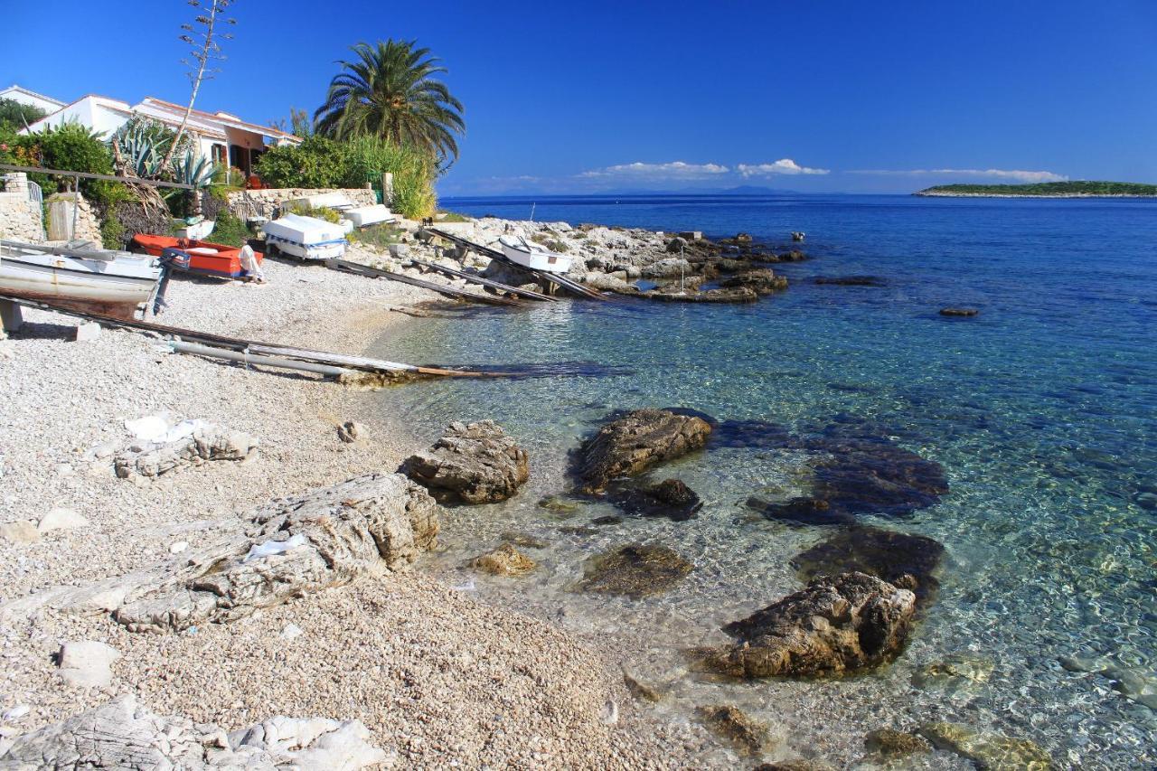 Apartments By The Sea Milna, Vis - 8896 Luaran gambar